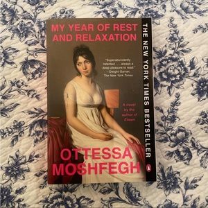 my year of rest and relaxation book<3